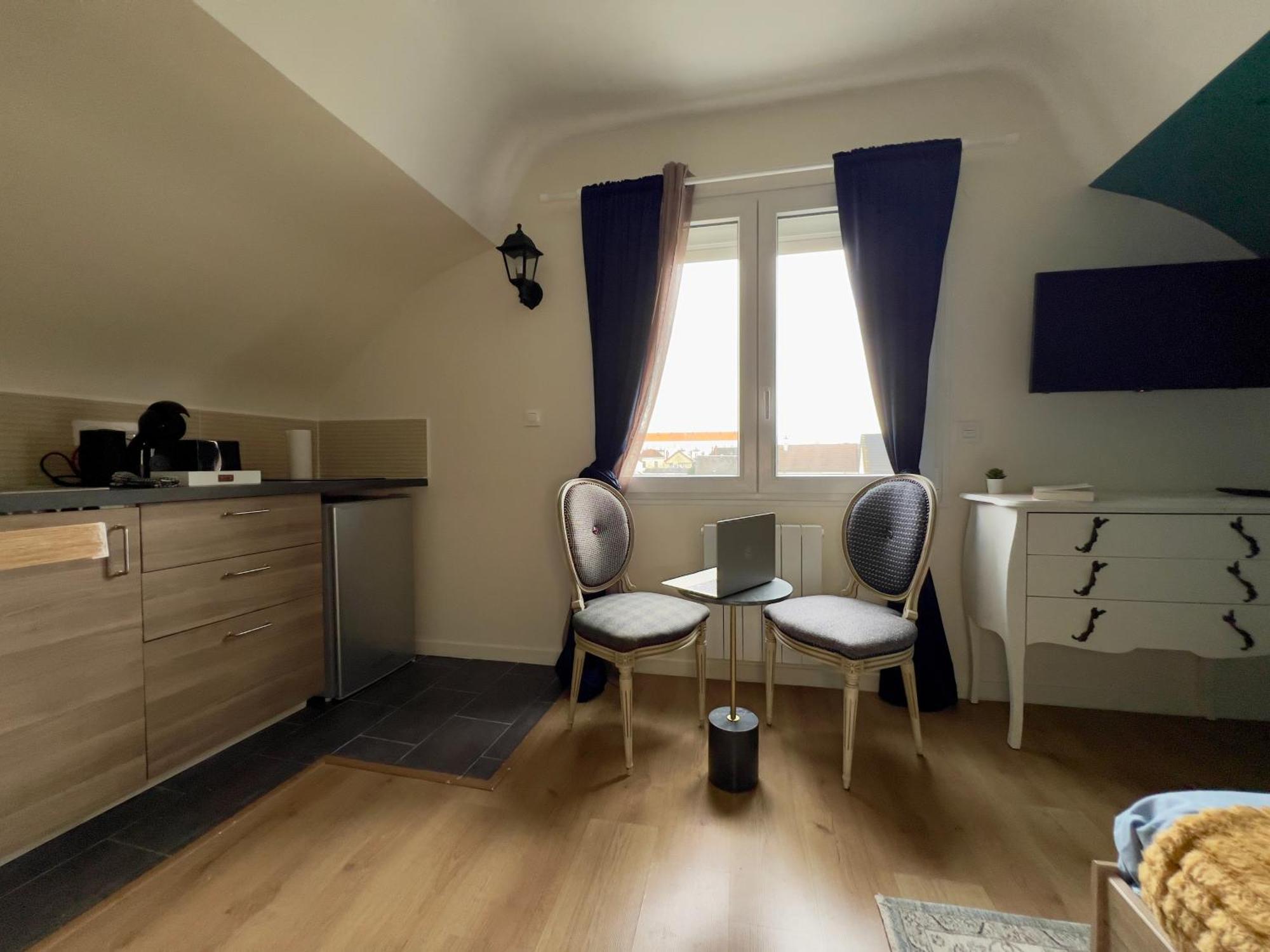Studios Ideal Pro I Centre-Ville & Parking Gratuit Châtellerault Dış mekan fotoğraf