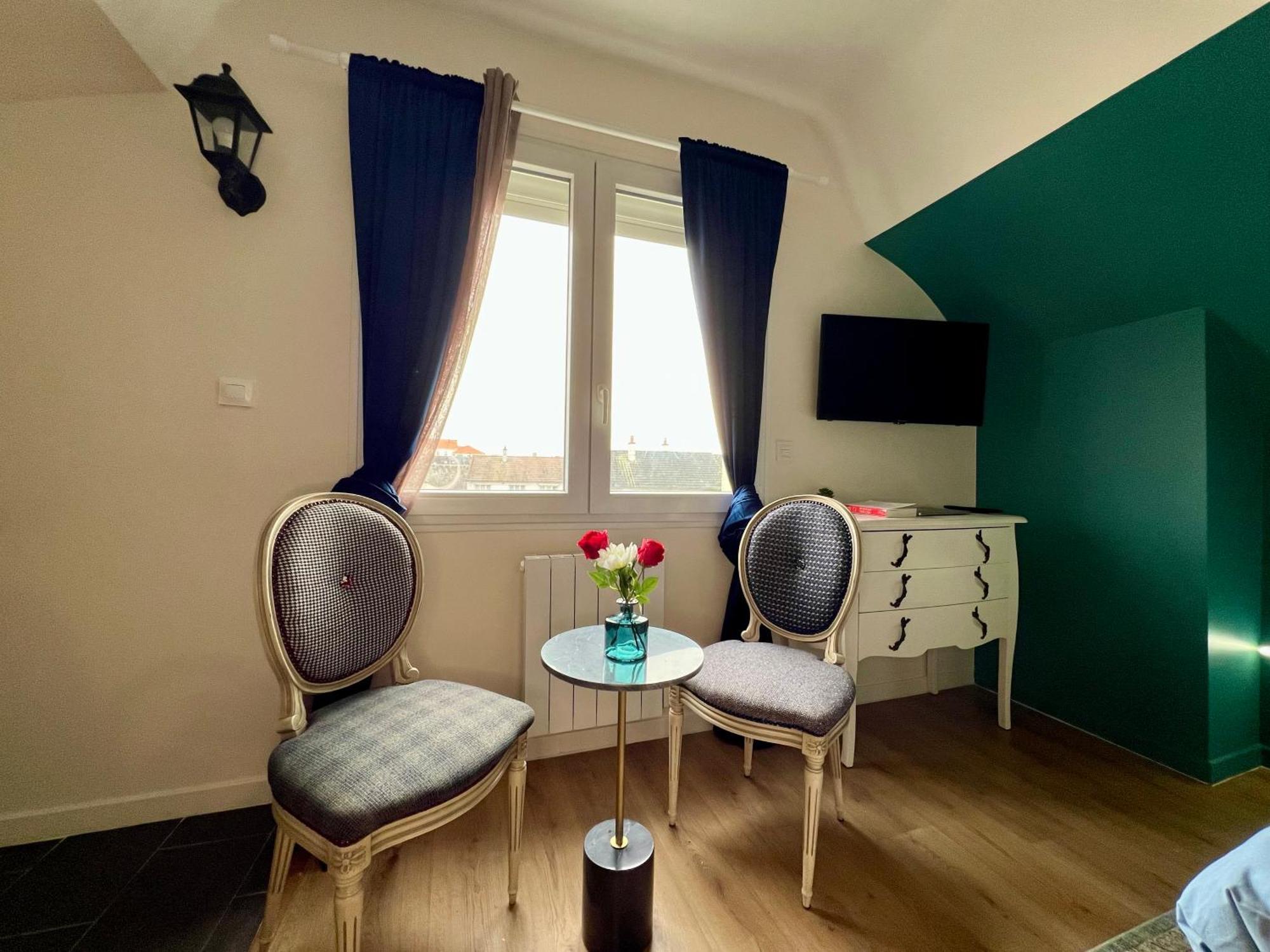 Studios Ideal Pro I Centre-Ville & Parking Gratuit Châtellerault Dış mekan fotoğraf