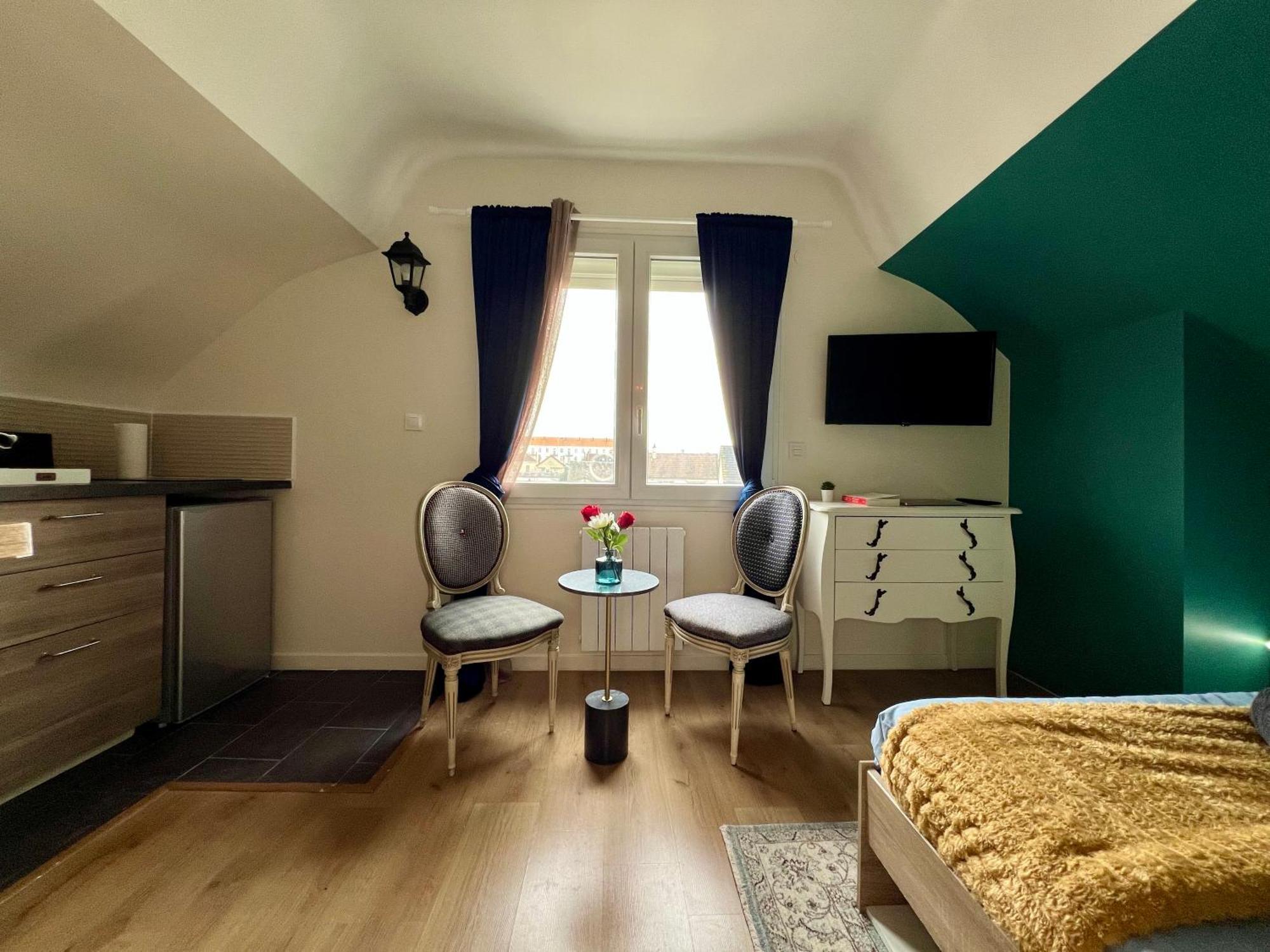 Studios Ideal Pro I Centre-Ville & Parking Gratuit Châtellerault Dış mekan fotoğraf
