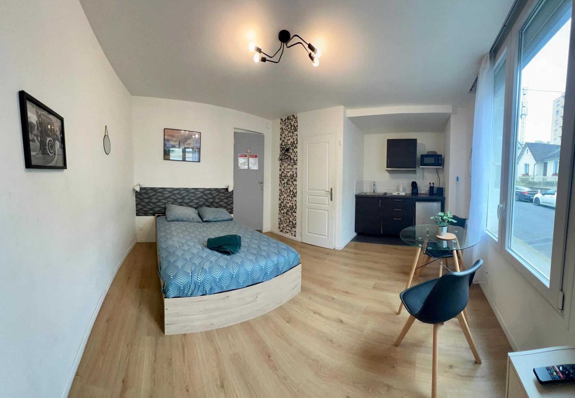 Studios Ideal Pro I Centre-Ville & Parking Gratuit Châtellerault Dış mekan fotoğraf