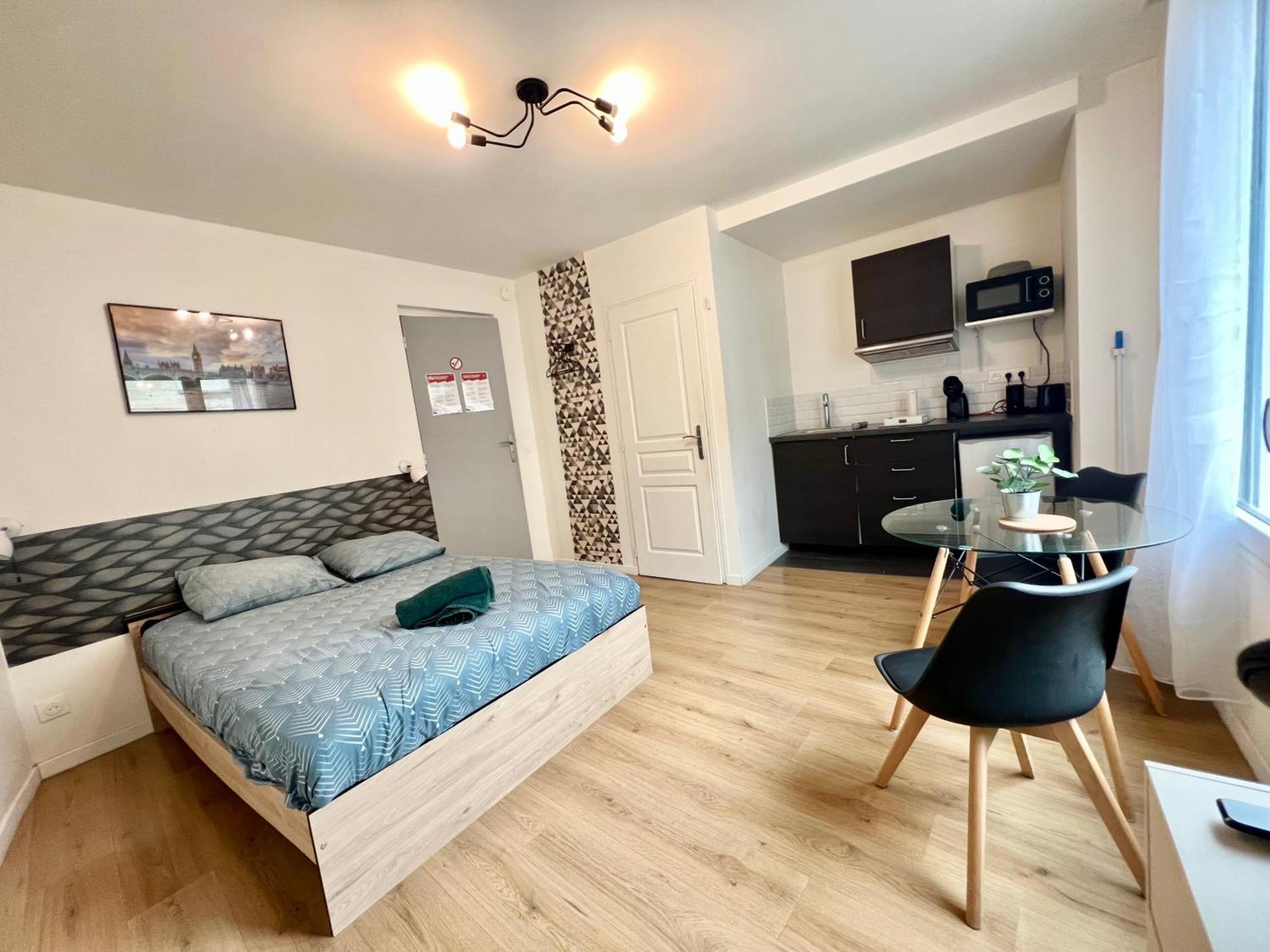 Studios Ideal Pro I Centre-Ville & Parking Gratuit Châtellerault Dış mekan fotoğraf